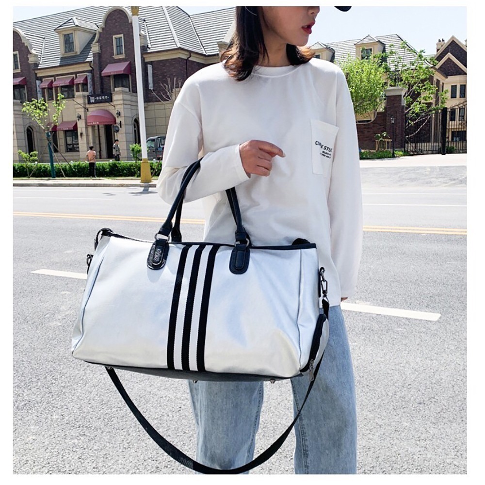 【愛戀花草】銀色彩帶時尚運動旅行包 (男女通用、獨立鞋位、大容量、A001)-細節圖2