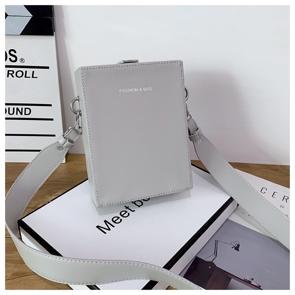 【愛戀花草】時尚復古硬箱包 (男女適用、時尚包、斜背包、A004)-細節圖3