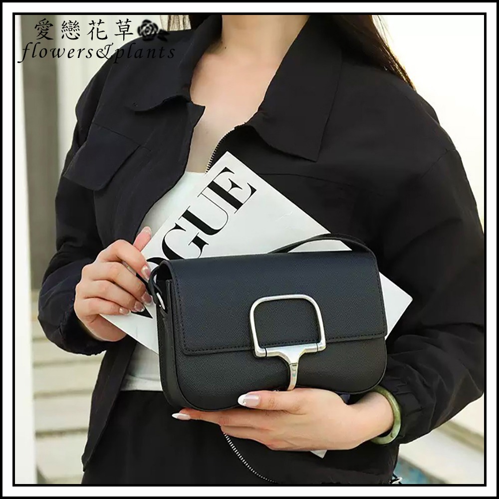 【愛戀花草】真皮馬蹄扣迷你斜背包 (屁股包款、頂級小牛皮、低調奢華、簡單無LOGO、F010)-細節圖3