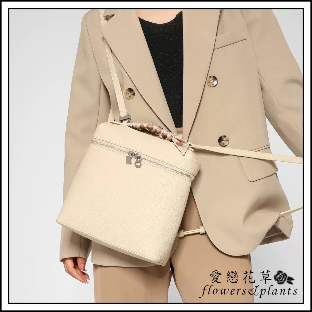 【愛戀花草】真皮雙肩迷你後背包 (白色/黑色、頂級小牛皮、低調奢華、簡單無LOGO、F011)-細節圖2