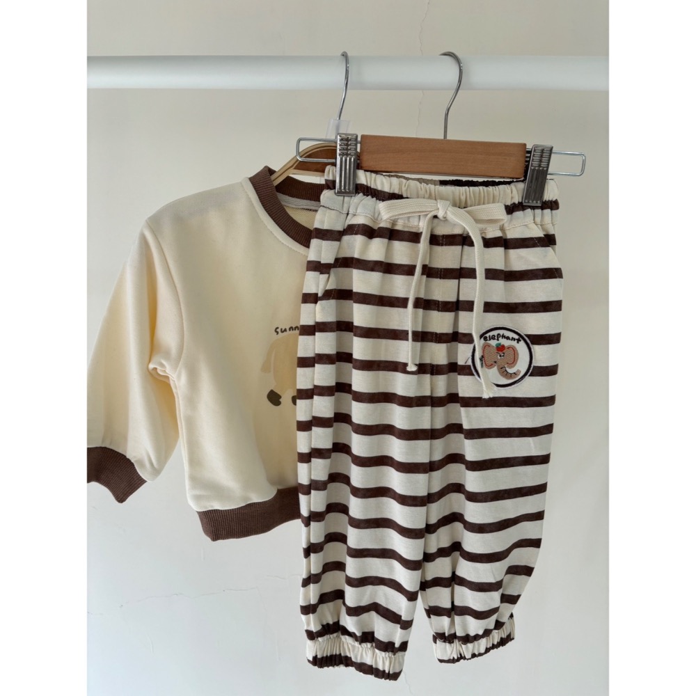 側肩開扣大象套裝-細節圖2