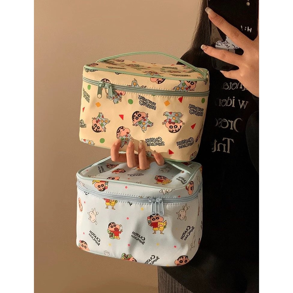 【預購】蠟筆小新大容量手提化妝包-細節圖3