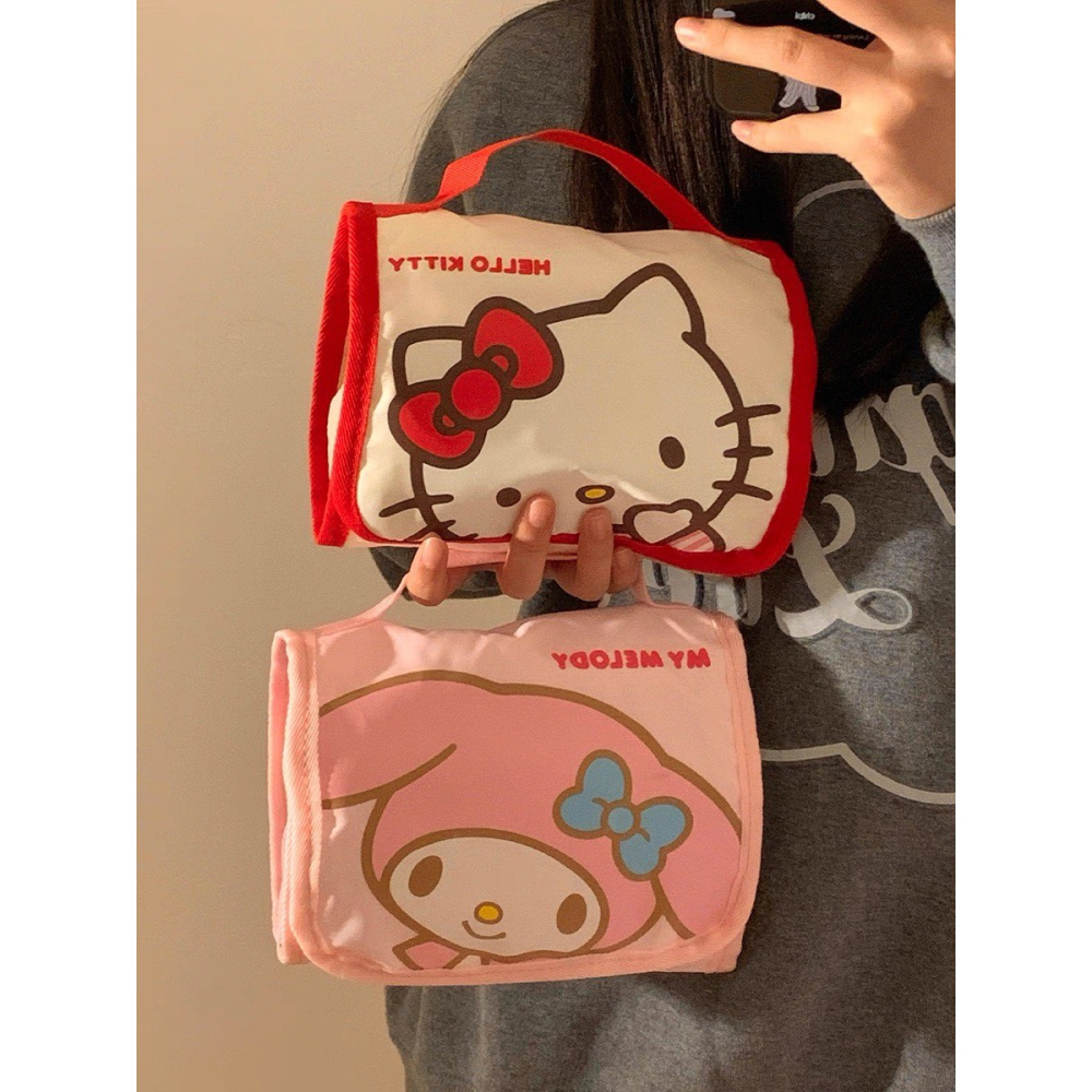 【預購】三麗鷗分隔大容量化妝包-細節圖2