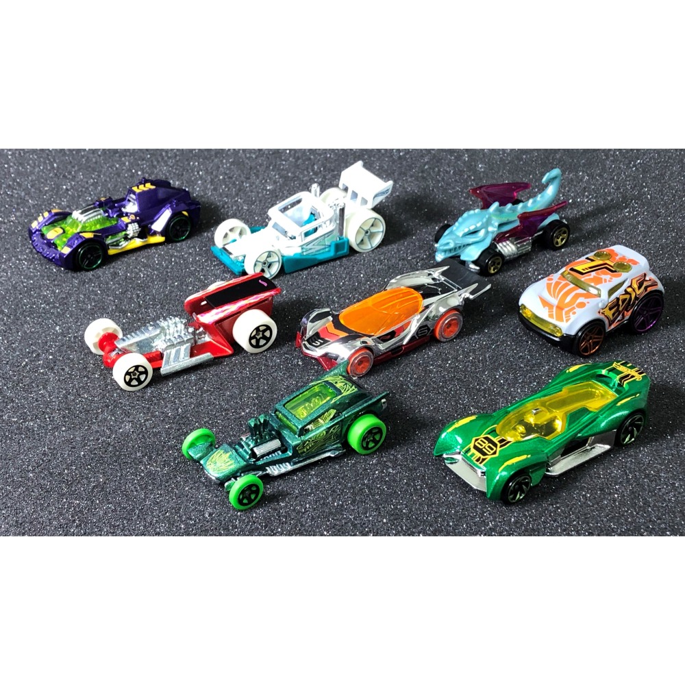 台灣現貨👍 美泰兒 Hot Wheels 風火輪 合金小汽車 收藏 超級跑車 未來主義(綠)(無盒特價)-細節圖3