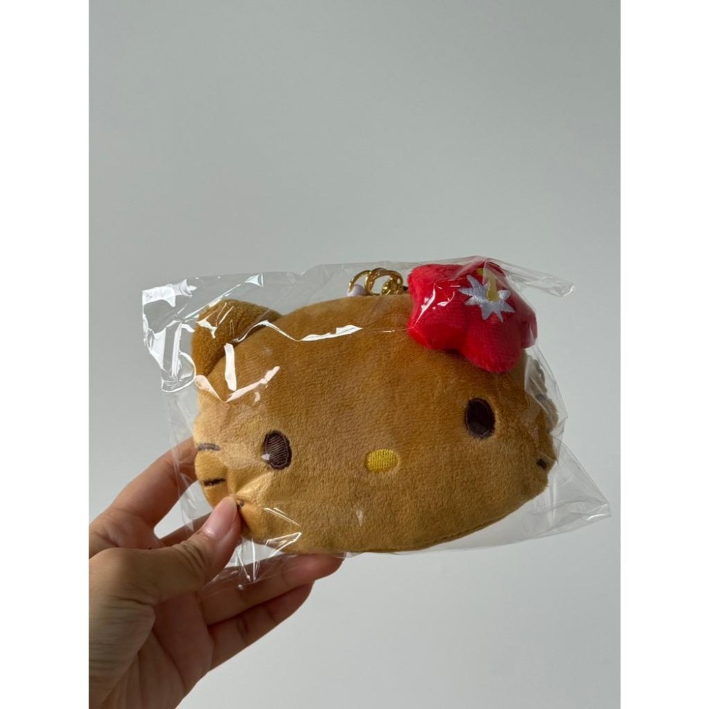 現貨｜日本格紋版、夏威夷黑皮版HELLO KITTY吊飾-細節圖7