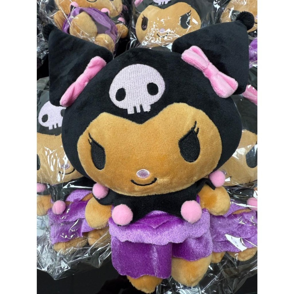 少量現貨 / Sanrio 夏日泳裝系列 絨毛吊飾小包15cm／迷你側背包20cm｜心型登山扣・頭頂拉鍊袋-細節圖8