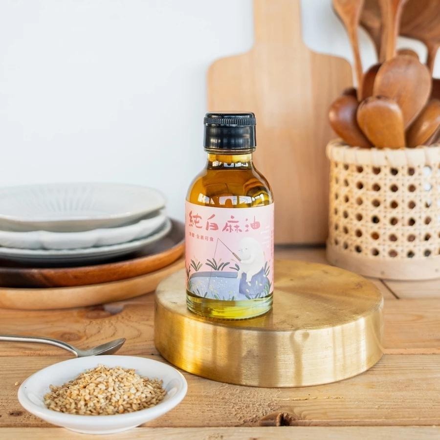 金弘麻油花生行【任選】胡麻油/香油/白麻油/ 花生油100ml 嚐鮮迷你油瓶-細節圖2