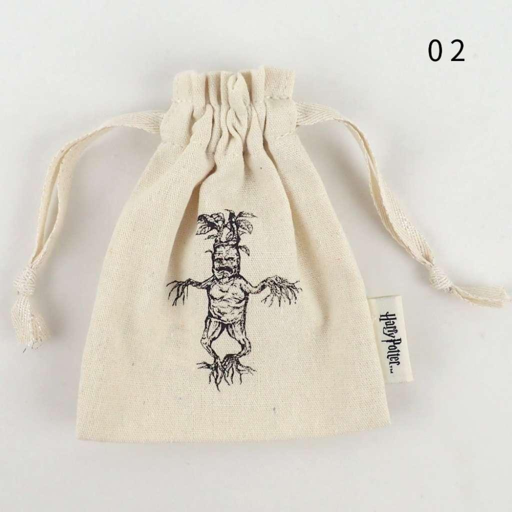 【Peoria 魔法選物舖】哈利波特角色手繪巾著袋 束口袋｜日系絨布收納小物袋-細節圖4