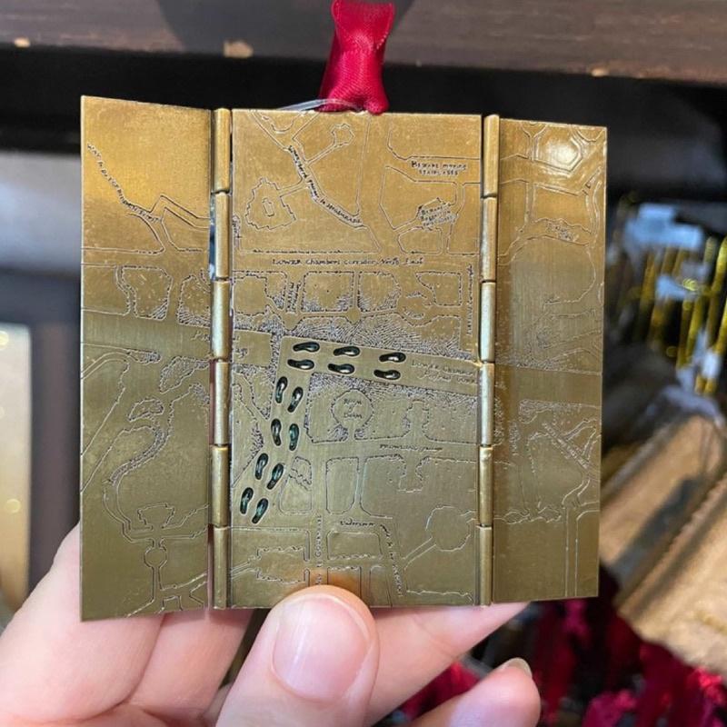 【Peoria 魔法選物舖】哈利波特 活點足跡地圖 掛飾｜可開啟亮燈款｜聖誕樹吊飾 約9cm｜預購正版-細節圖3