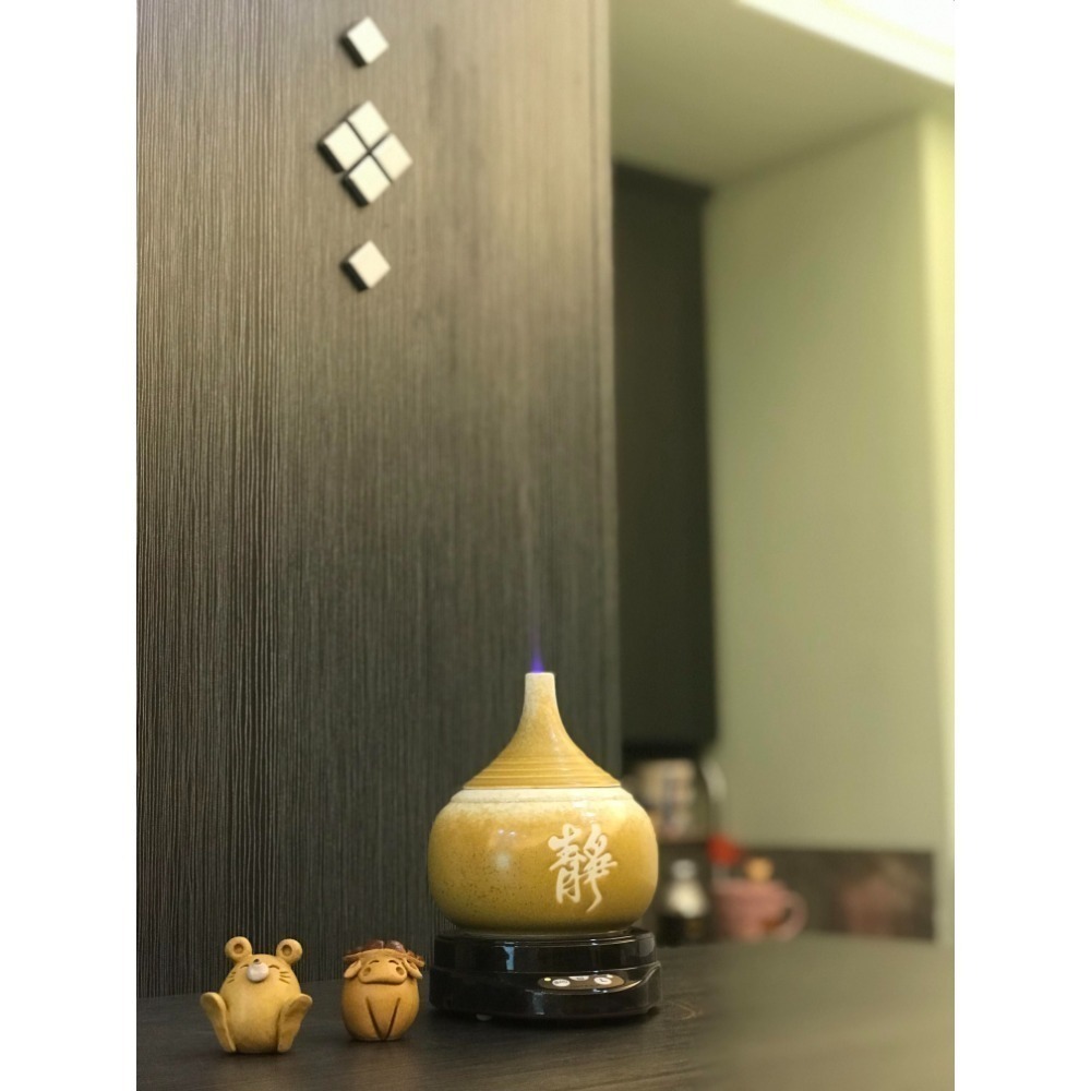 生活方程式 香氛機 水氧機 | 陶瓷葫蘆負離子香氛水氧機 | 玄黃 (上燈) | 題字-細節圖3