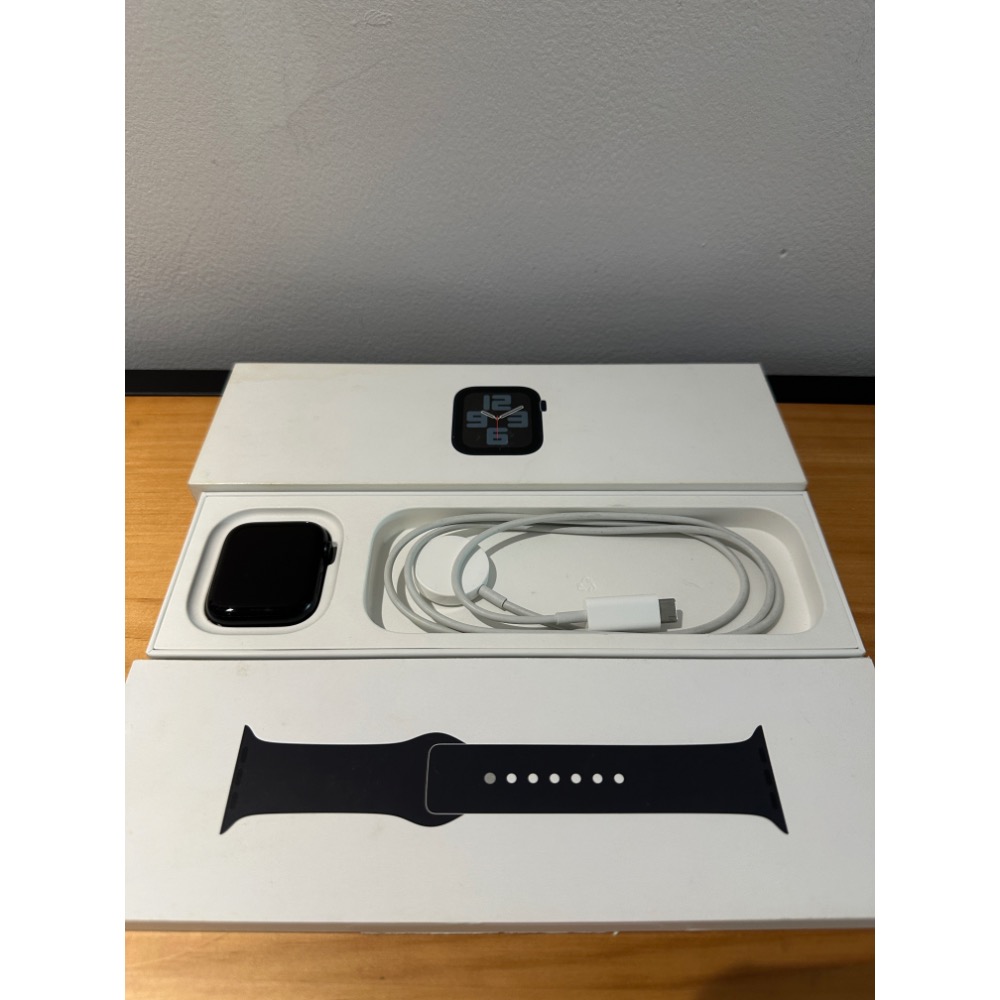 Apple Watch SE2 44mm 午夜🔋95%│外觀9成新│原廠電池│盒配有│☁️好物雲3C-細節圖7