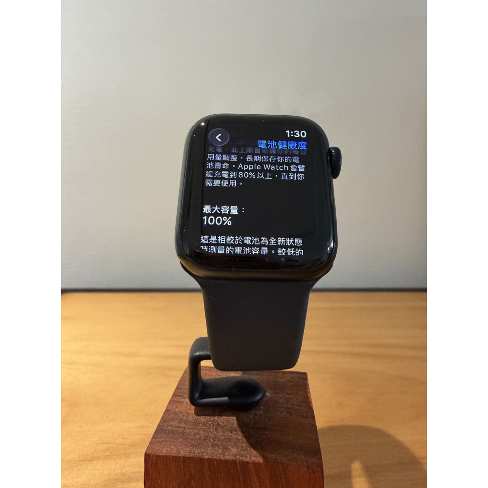 商品名稱 Apple Watch SE2 40mm 午夜🔋100%│螢幕無傷│外觀99.99新│盒配齊全-細節圖2