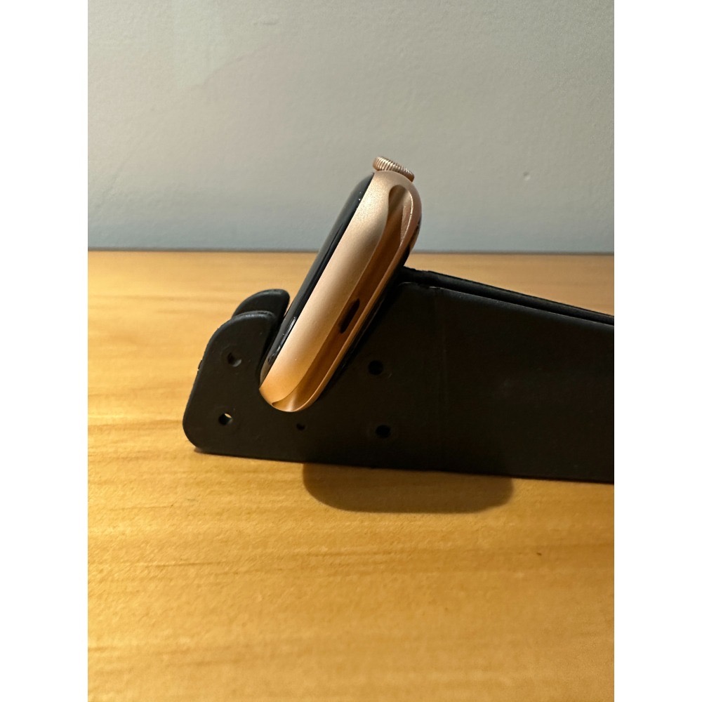 Apple Watch SE 44mm 金│外觀近全新│盒配全│螢幕無傷│☁️好物雲3C-細節圖4
