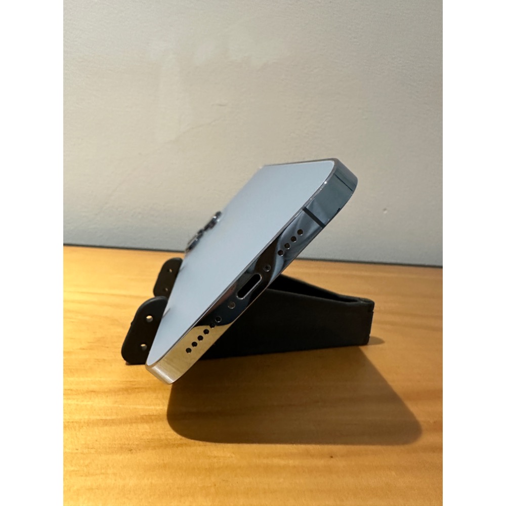 iPhone 13 Pro Max 256g 藍🔋83% │9成新!! │ 螢幕無傷│ 原廠電池│ 有盒配-細節圖4