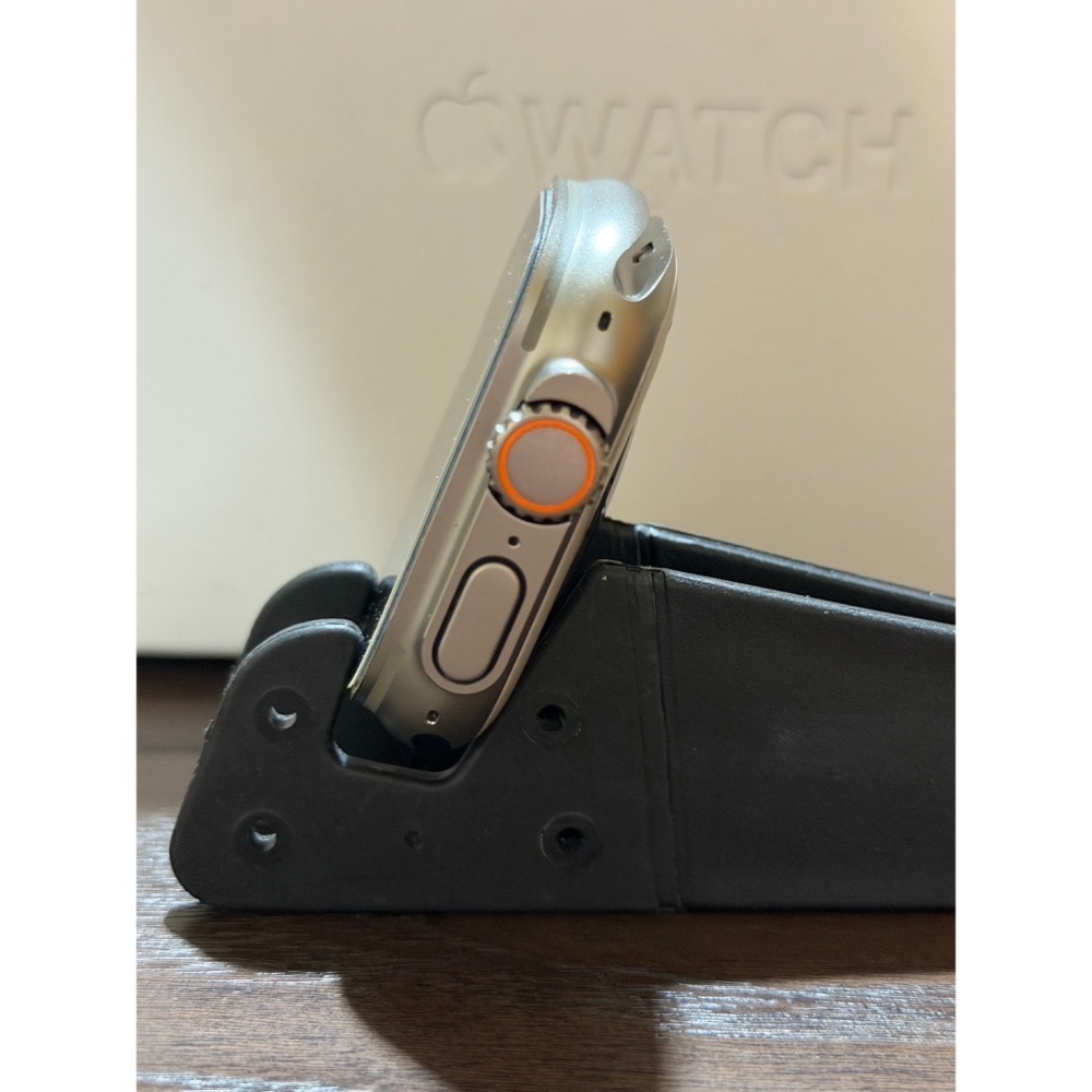 Apple Watch Ultra3 49mm LTE🔋100%⛑️保固-2026/12│外觀9成新│盒配齊全-細節圖5