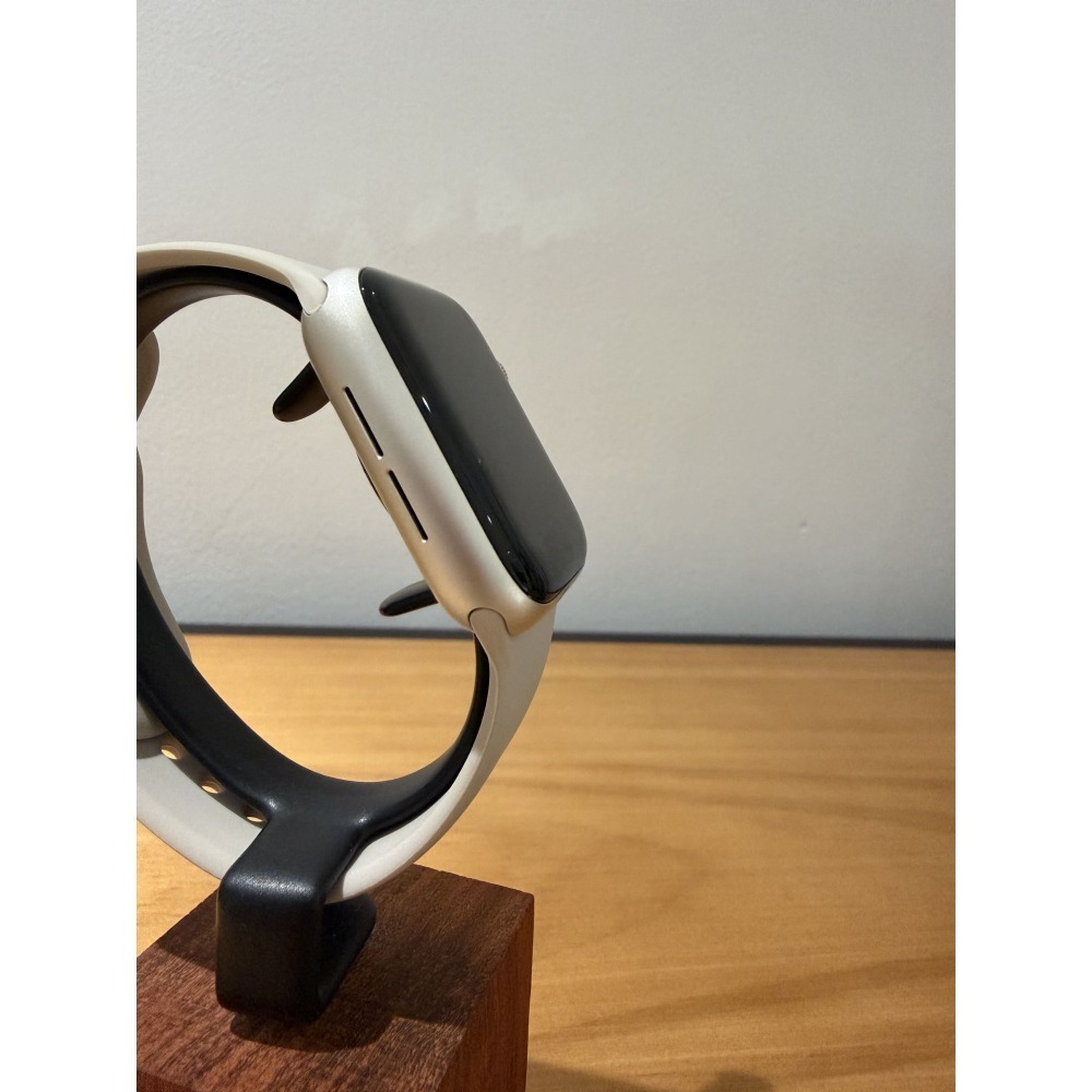 Apple Watch SE3 40mm 星光🔋100%⛑️保固-2026/11│原廠電池│外觀95新│有盒配│-細節圖3