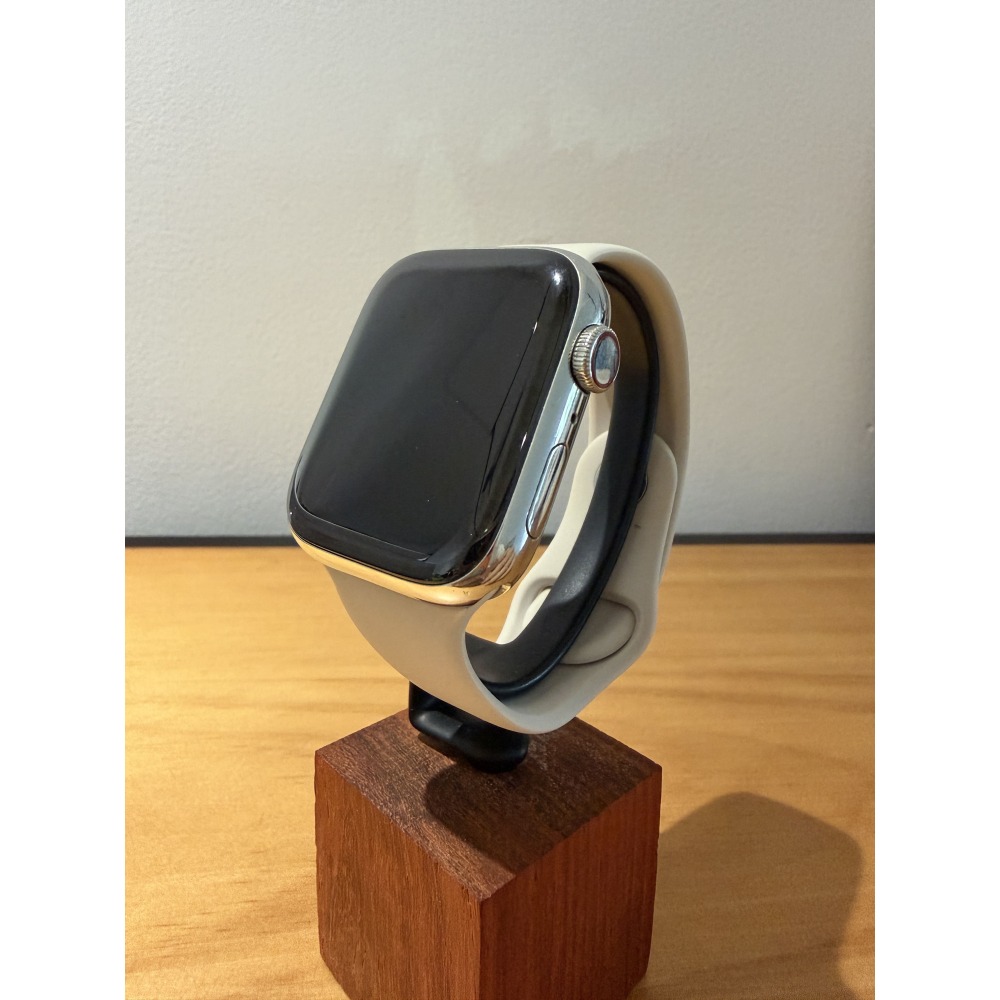 Apple Watch 7 45mm LTE 不鏽鋼銀🔋100%│行動網路版│外觀狀況佳│盒配完整│☁️好物雲3C-細節圖4