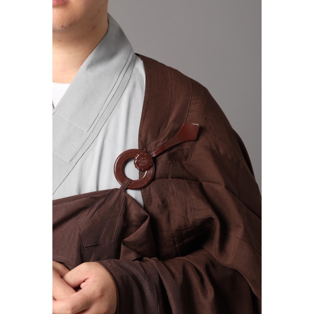 現貨供應 弘喧 僧服 僧人 出家人 披衣 七衣  端莊 嚴肅 法會 禮佛 修行 搭衣 受戒 台麻 七懺衣 佛教 高僧-細節圖4