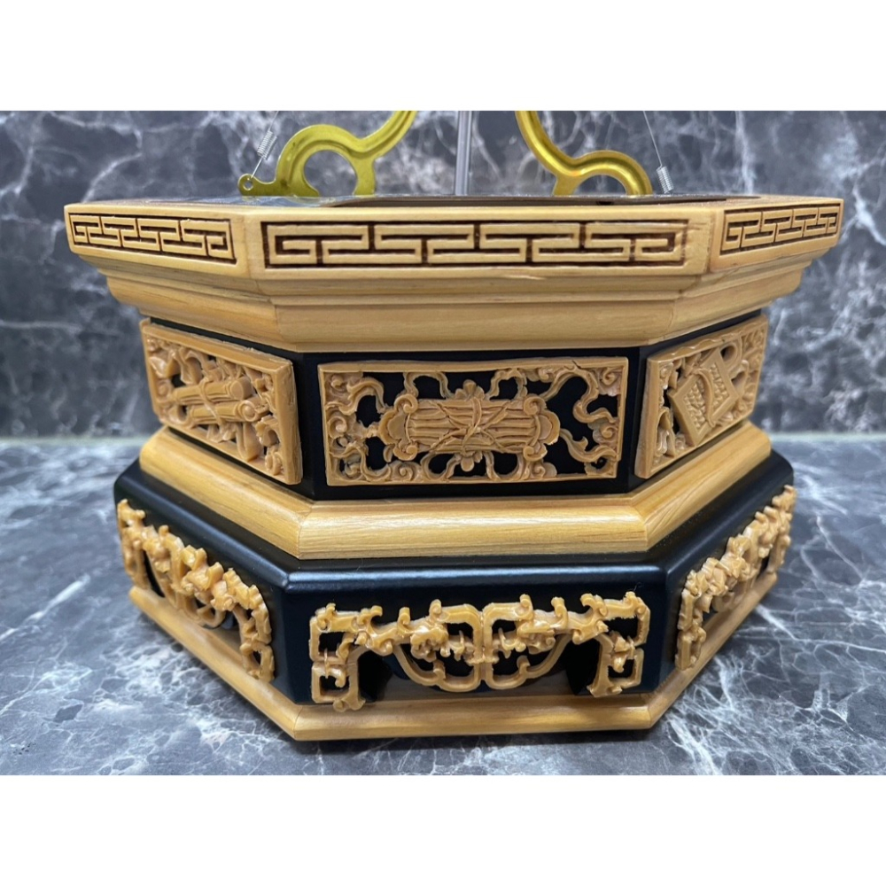 現貨供應弘喧香環盤立體香環架木頭香環爐木雕24小時八角素色浮雕工藝白鐵內盒雙色立體單色- 弘喧沉香僧服專賣店-