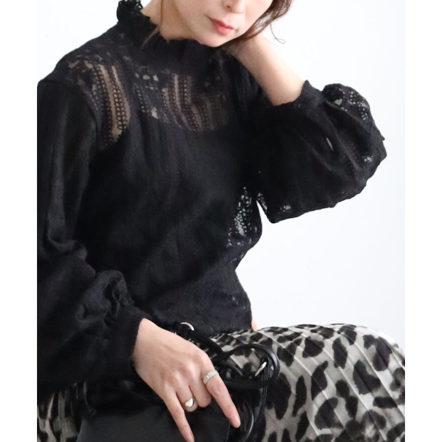 chouchou 2026春夏・泡泡袖蕾絲後背拉鍊襯衫｜小立領透膚雕花・日系優雅婚禮穿搭・顯瘦氣質上衣-細節圖2