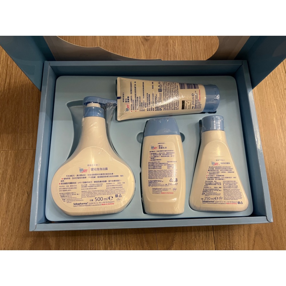 施巴 Sebamed 嬰兒大四件禮盒-細節圖2