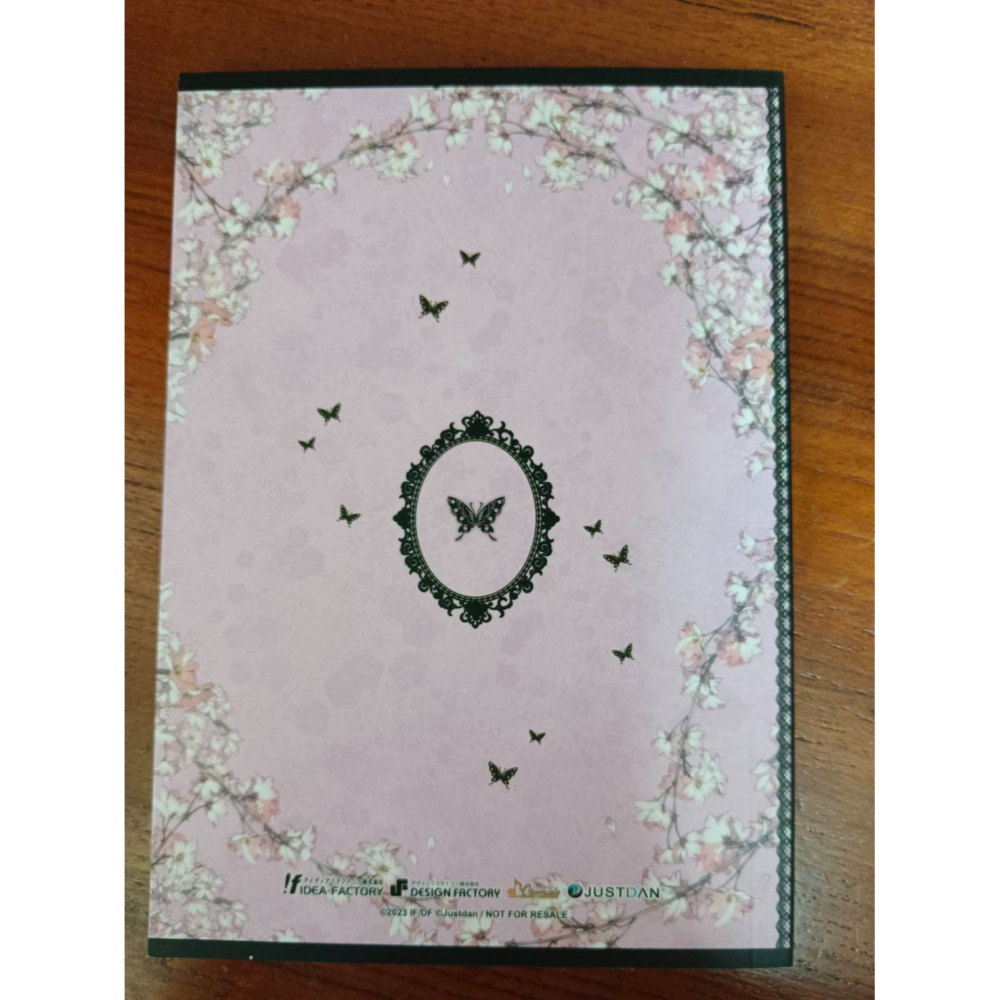 冰犽二手switch   花之女王 附首刷特典版外盒、 小冊子、 大勳章（全新未開）中文-細節圖4