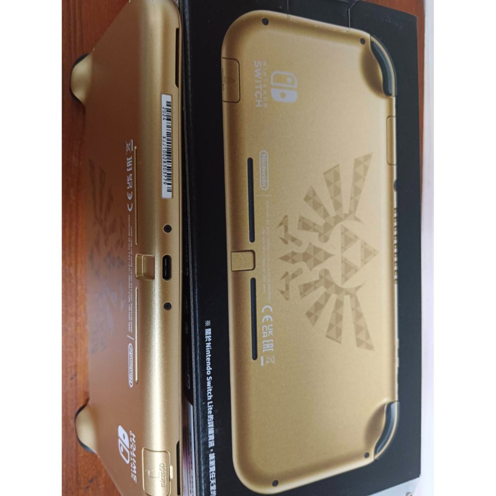 NS 冰犽 二手Switch lite 海拉魯主機有盒  已貼玻璃貼 含一個收納包-細節圖9