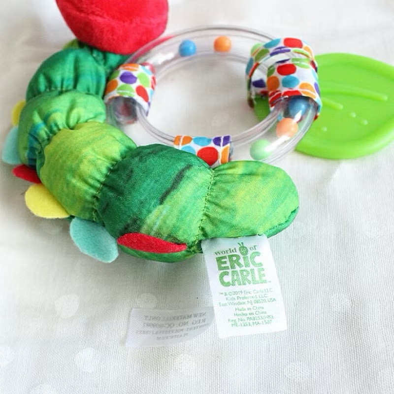 【現貨】快速出貨 正版日貨 Eric Carle 艾瑞卡爾 好餓的毛毛蟲 安撫玩具 寶寶知育 抓握玩具 手搖鈴 固齒器-細節圖7