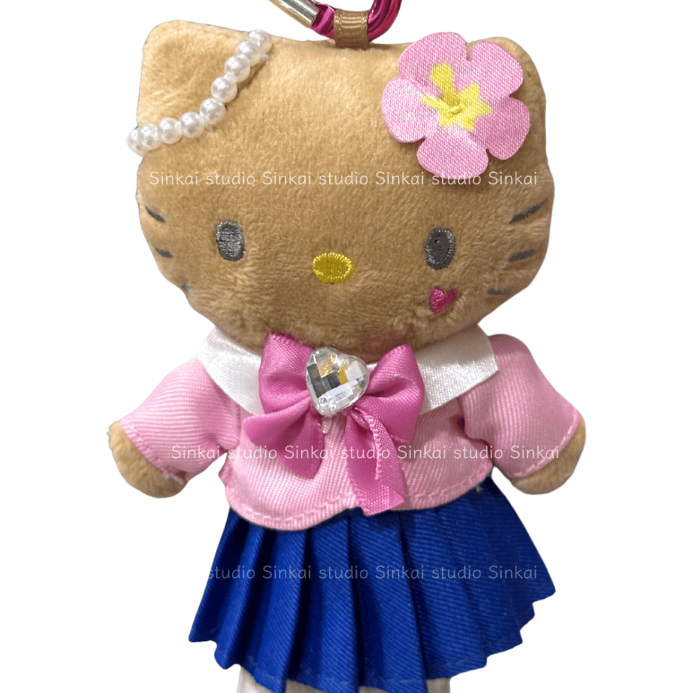 芯楷本舖【台灣現貨】日本限定 正品代購 高校制服 長腿 kitty 黑皮 登山扣 玩偶吊飾-細節圖7