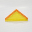 黃色+橘色三角屋頂