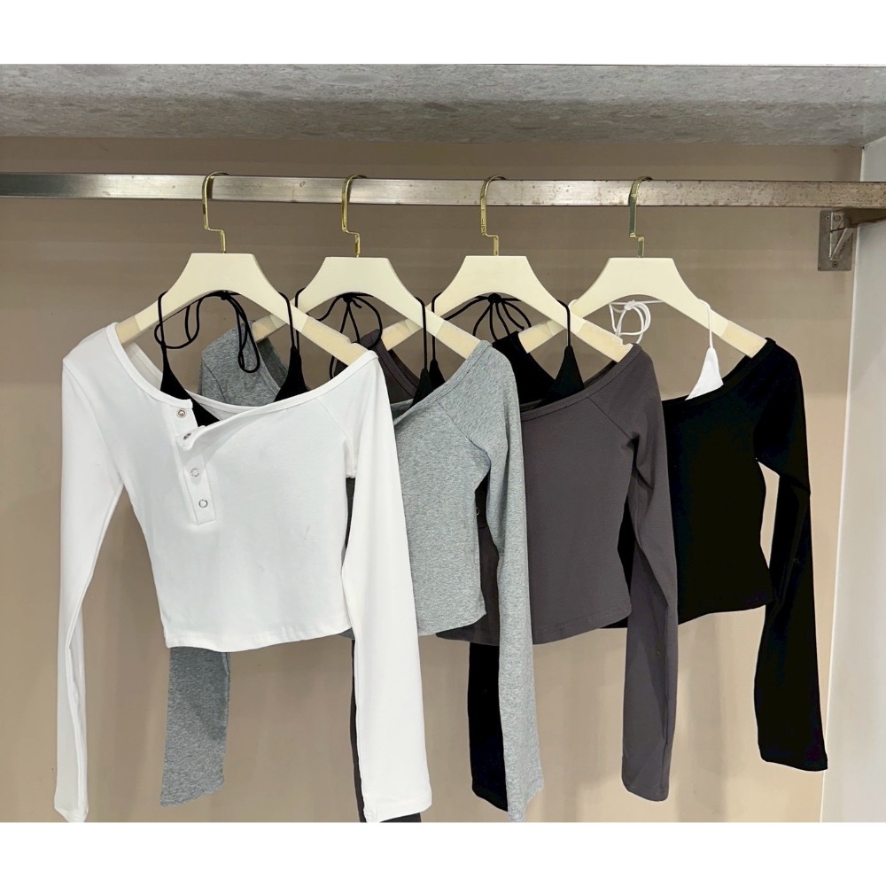 《𝐏𝐎𝐑𝐊.𝐂𝐎》繞脖斜肩排釦背心上衣 4色 真兩件-細節圖2