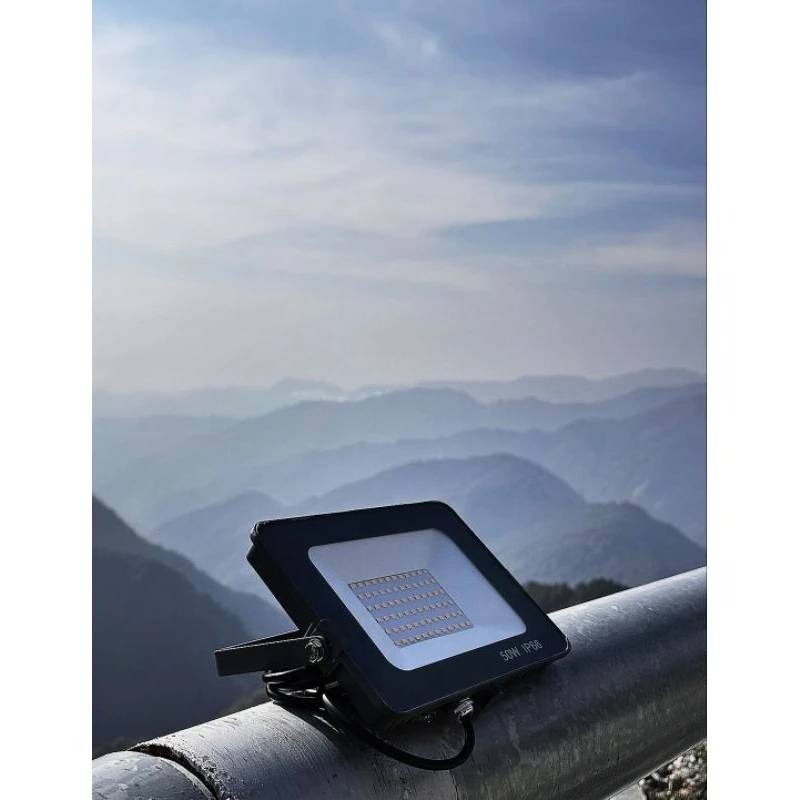 現貨 第二代 海拉植物燈 仿太陽光 RA95高顯色 全光譜 戶外防水 LED投光燈50W， 農業 多肉 花卉 專用照明-細節圖5