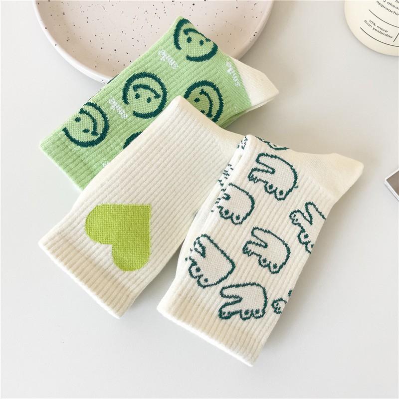 預購中ⓇⒺⓃⒶ｜日系清新可愛蘋果綠笑臉愛心中筒襪_日系/四季/簡約/配件/襪子/中筒襪【R21527】-細節圖3