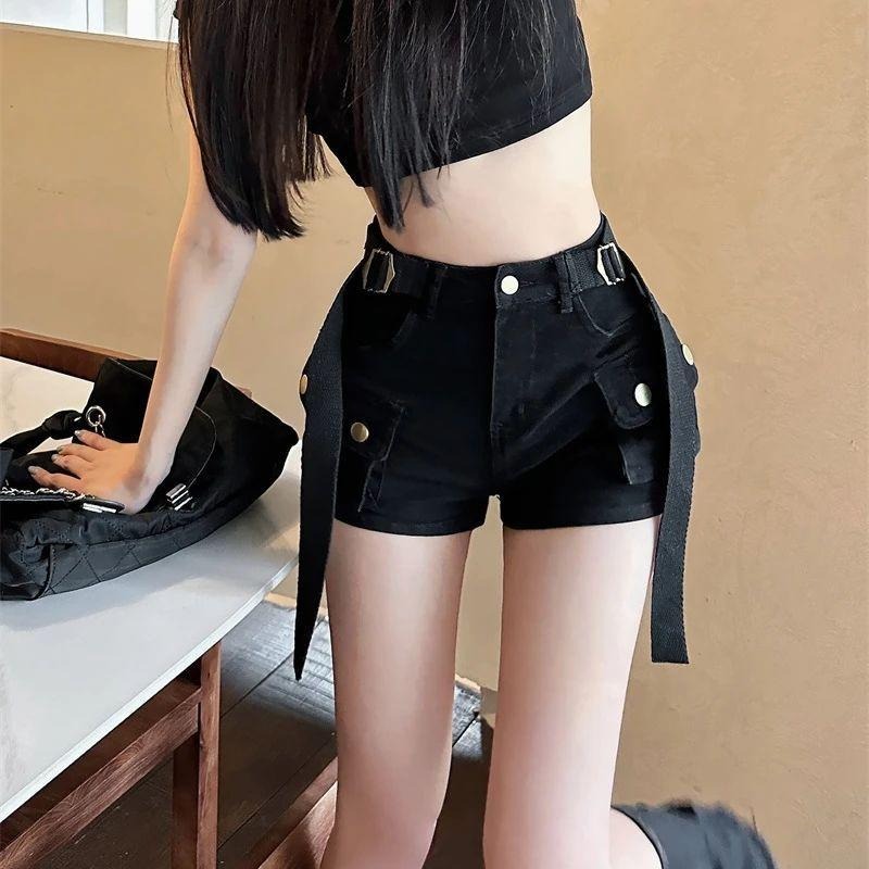 【RENA小舖 台灣現貨每天出】辣妹駕到!超彈設計款工裝牛仔短褲/寬鬆/百搭/時尚/皮帶設計/工裝褲【R22020】-細節圖2