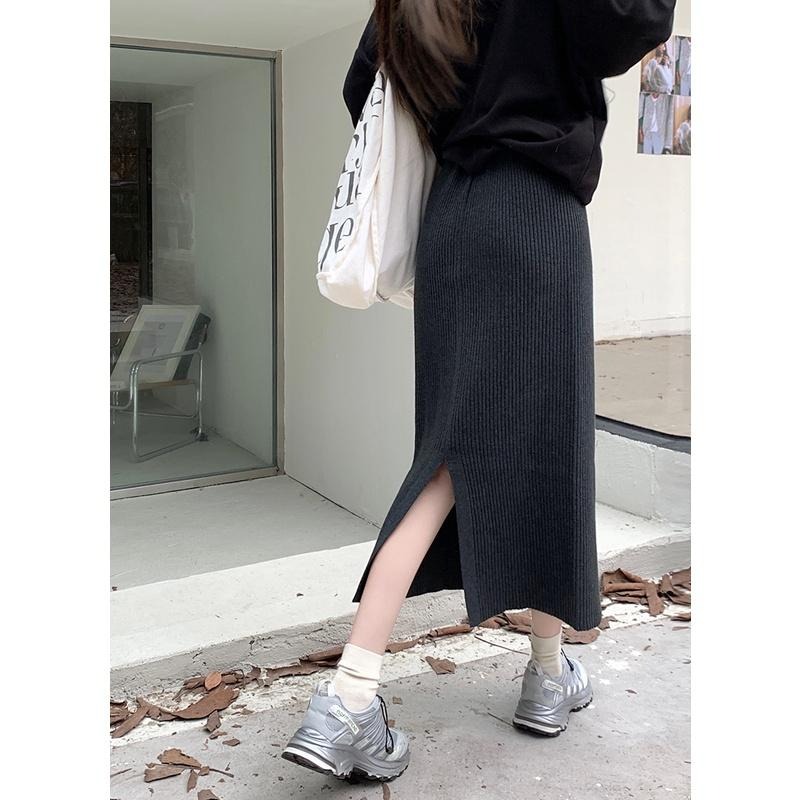 【RENA小舖 台灣現貨每天出】超舒服針織裙 高腰A字裙 A字高腰長裙 長裙 A字長裙 顯瘦 針織長裙【R21644】-細節圖8