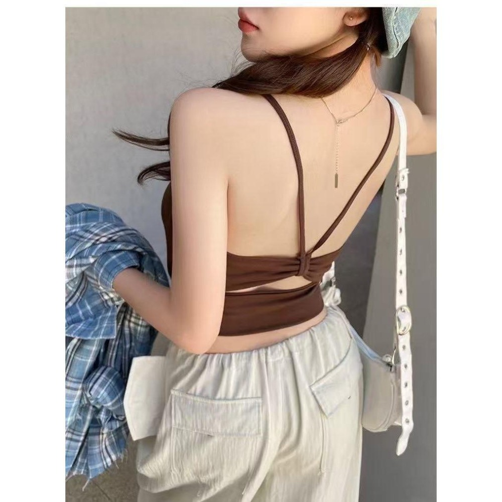 【RENA小舖 台灣現貨每天出】瑜珈內搭/鏤空露背/自帶胸墊/美背吊帶/細肩帶內衣/內衣背心/小可愛【R21948】-細節圖3