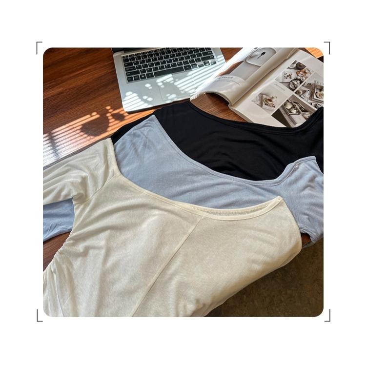 【RENA小舖 台灣現貨每天出】早秋款 超親膚顯瘦斜肩上衣/側抓皺/收腰顯瘦/氣質百搭【R22030】-細節圖5