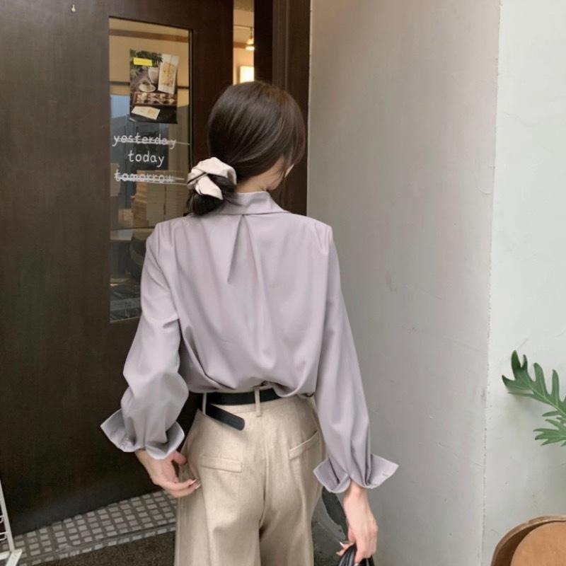 【RENA小舖 台灣現貨每天出】法式慵懶 氣質V領通勤休閒百搭襯衫【R22028】-細節圖4