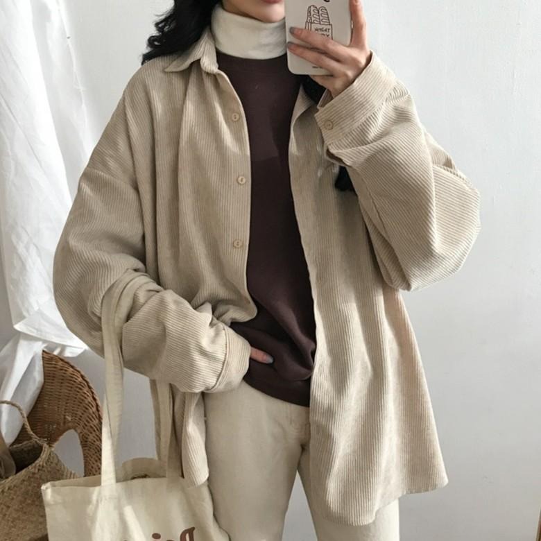 【RENA小舖 台灣現貨每天出】卡士達蛋糕🍰｜燈芯絨外套_現貨韓系/奶油色/襯衫/寬鬆襯衫/襯衣【Q1383】-細節圖2