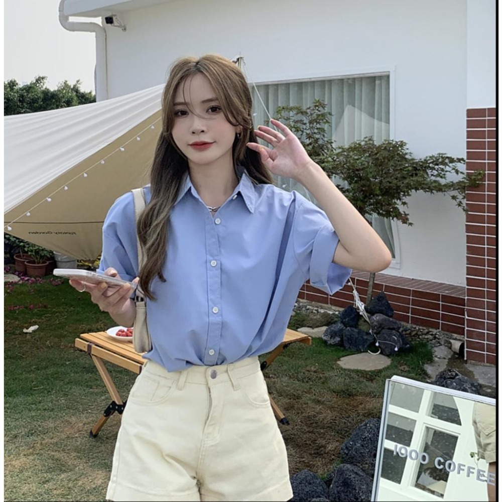 【RENA小舖 台灣現貨每天出】馬卡龍色短袖襯衫 短襯衫 短袖襯衫 素色襯衫 男友襯衫 雪紡襯衫 【R21483】-細節圖2