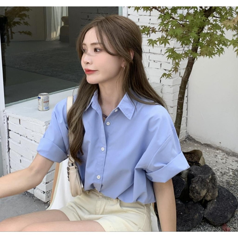 【RENA小舖 台灣現貨每天出】馬卡龍色短袖襯衫 短襯衫 短袖襯衫 素色襯衫 男友襯衫 雪紡襯衫 【R21483】-細節圖4