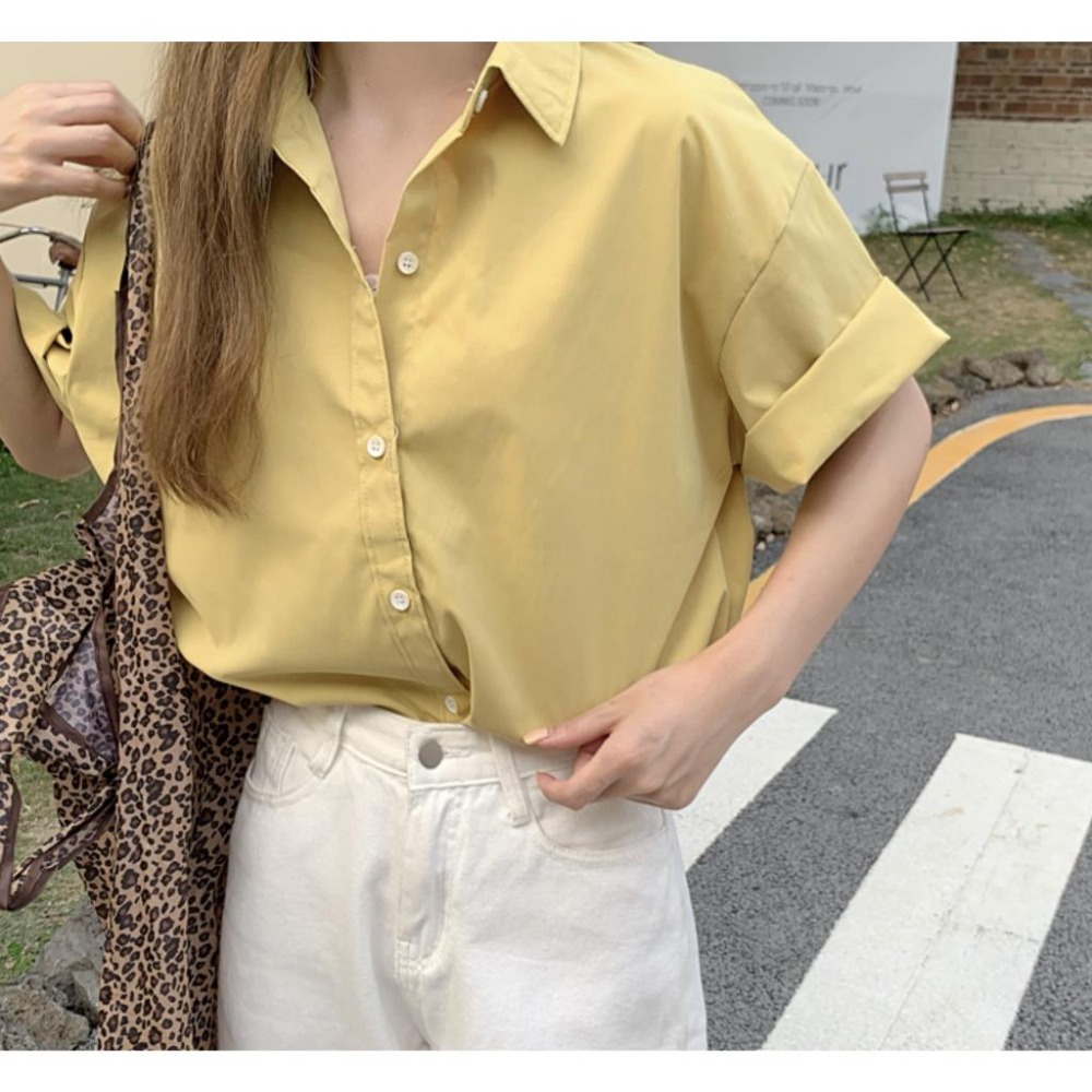 【RENA小舖 台灣現貨每天出】馬卡龍色短袖襯衫 短襯衫 短袖襯衫 素色襯衫 男友襯衫 雪紡襯衫 【R21483】-細節圖5