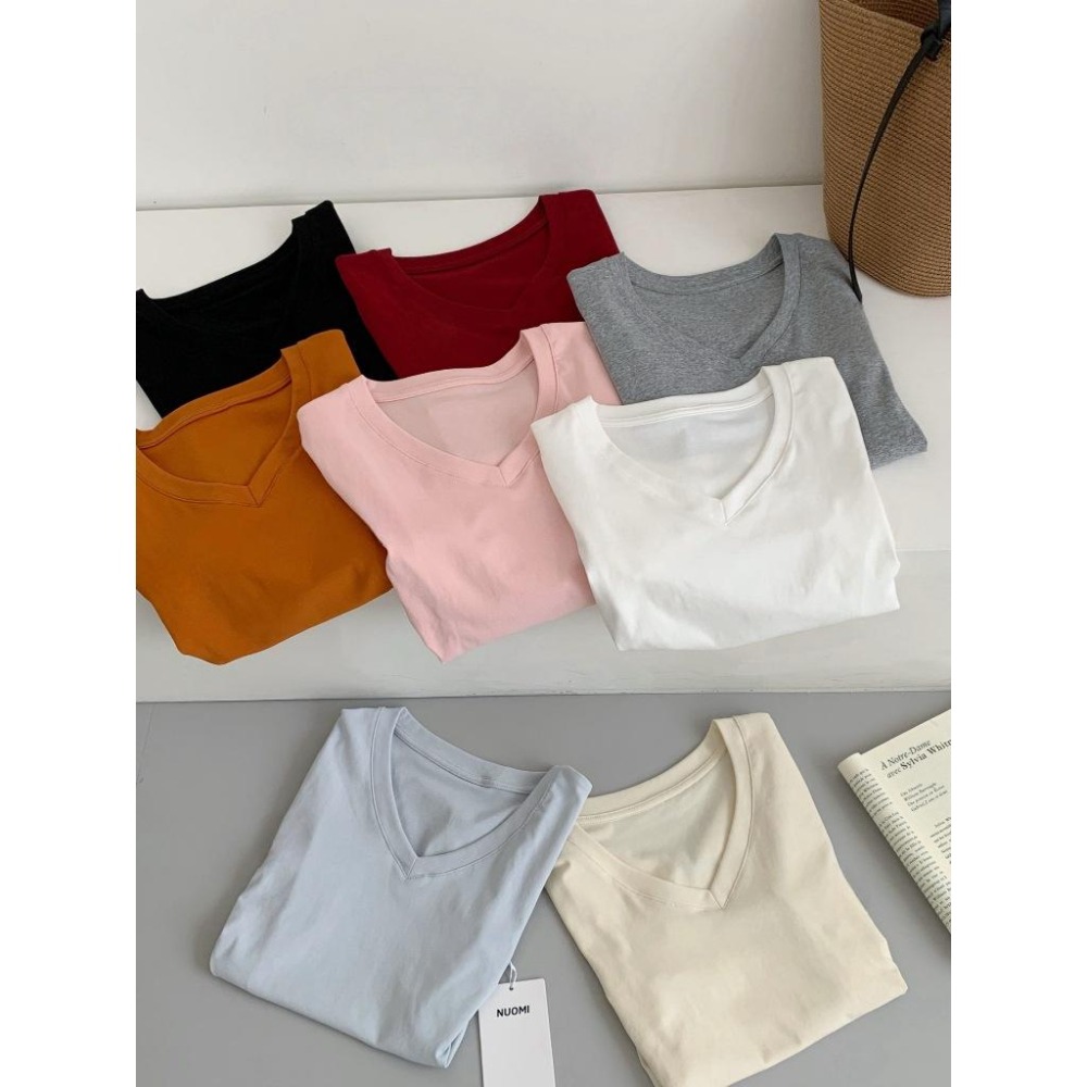 【RENA小舖 台灣現貨每天出】側邊抓皺V領上衣/短袖上衣/修身顯瘦/純棉短袖/透氣/彈力/舒適【R21999】-細節圖7