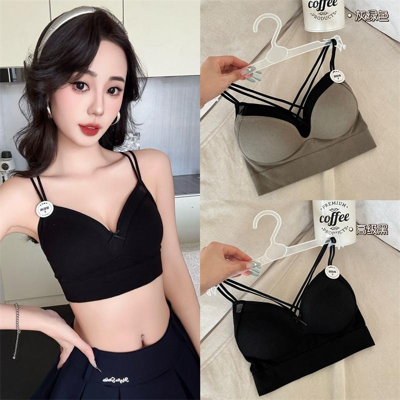 【RENA小舖 台灣現貨每天出】吊帶背心/自帶胸墊/固定杯吊帶/純色小可愛/細肩帶內搭/性感深V【R21950】-細節圖6