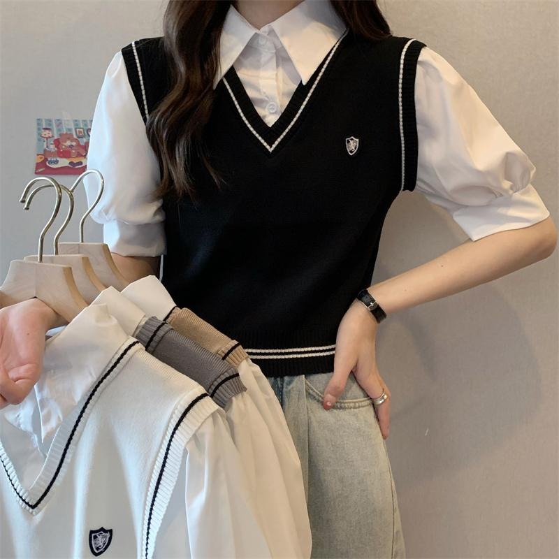 【RENA小舖 台灣現貨每天出】學院拚色V領襯衫/學院風短袖/假兩件短袖/馬甲學園/針織馬甲/短袖襯衫【R21961】-細節圖3