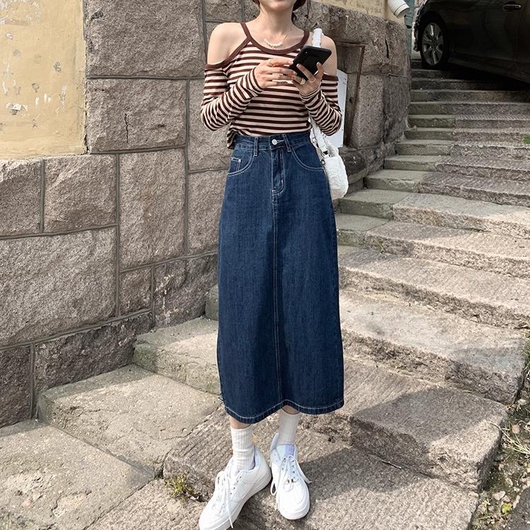 【RENA小舖 台灣現貨每天出】鬼馬少女🤯｜復古開衩牛仔半身裙_/百搭/包臀/高腰/裙子/牛仔裙【R19433】-細節圖3