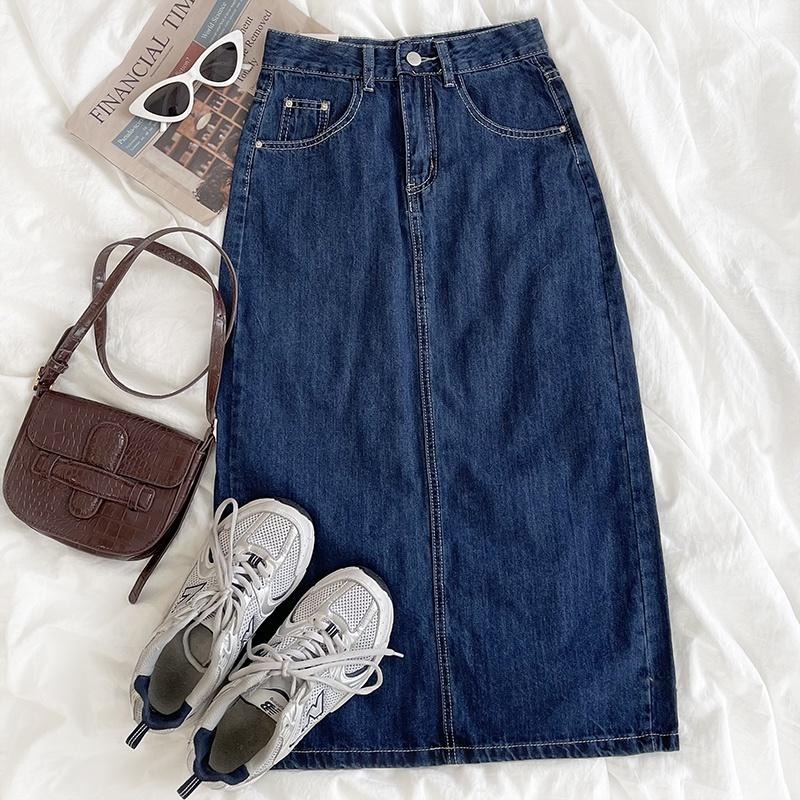 【RENA小舖 台灣現貨每天出】鬼馬少女🤯｜復古開衩牛仔半身裙_/百搭/包臀/高腰/裙子/牛仔裙【R19433】-細節圖7