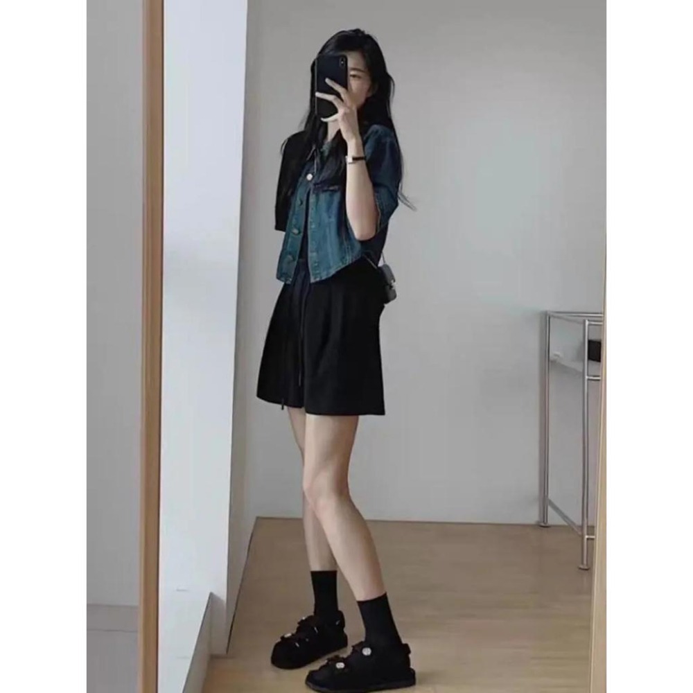 【RENA小舖 台灣現貨每天出】牛仔短袖襯衫 牛仔薄外套 短袖牛仔襯衫 牛仔外套 罩衫【R21721】-細節圖3