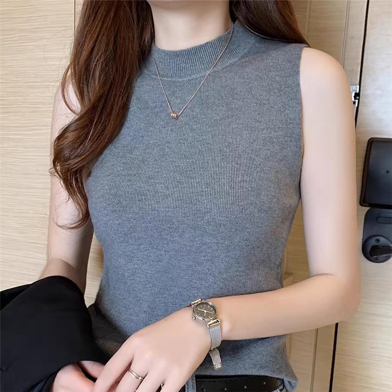 【RENA小舖 台灣現貨每天出】針織內搭上衣/背心上衣/半高領打底衫/無袖背心/針織背心/薄款氣質小可愛【Q1411】-細節圖3