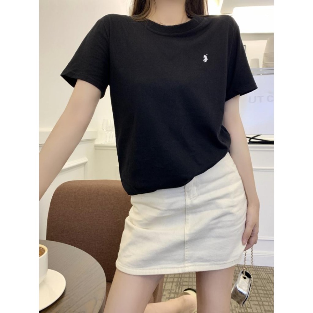 【RENA小舖 台灣現貨每天出】純棉圓領短袖/簡約短T/刺繡小馬/純棉T恤/修身/休閒/春夏/韓版【R21929】-細節圖6